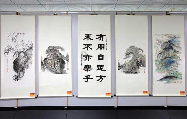 泪目！46年后，她跪倒在母亲的怀里大哭